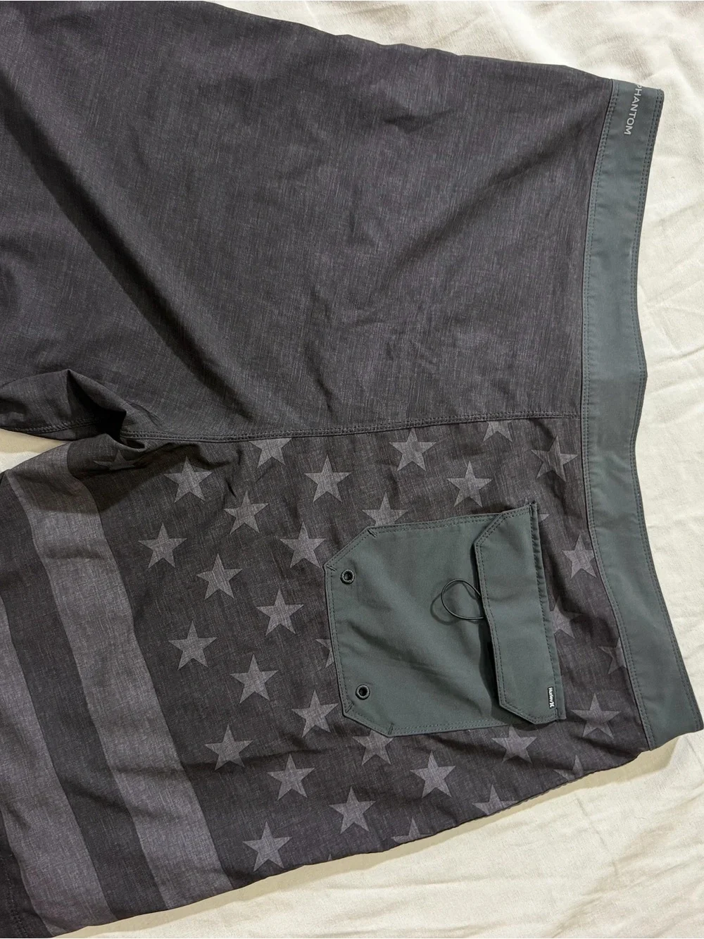 Hurley Men's Gray & Black American Flag Board Shorts